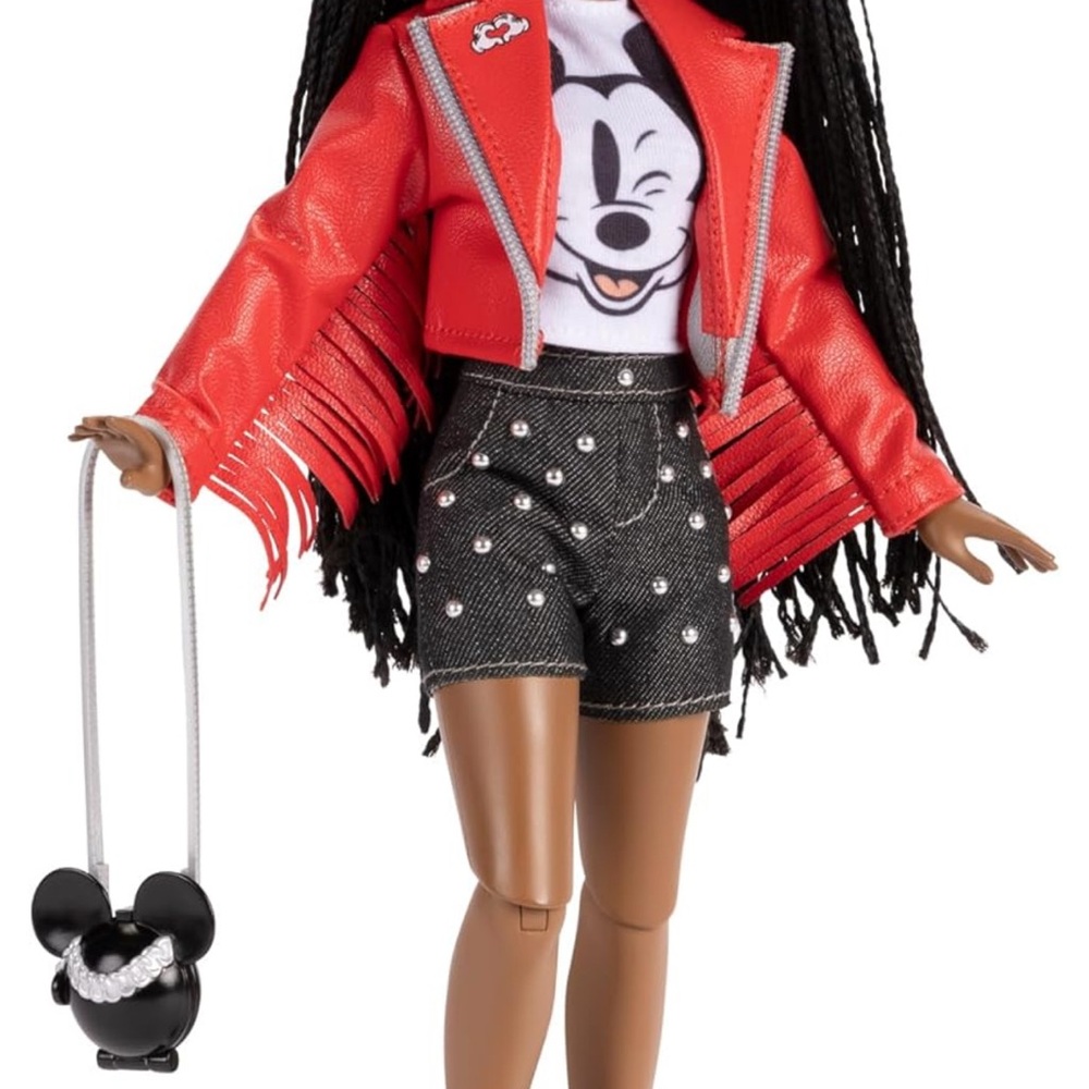Disney ILY 4EVER Fashion Doll - Mickey Mouse - Picture 4 of 6